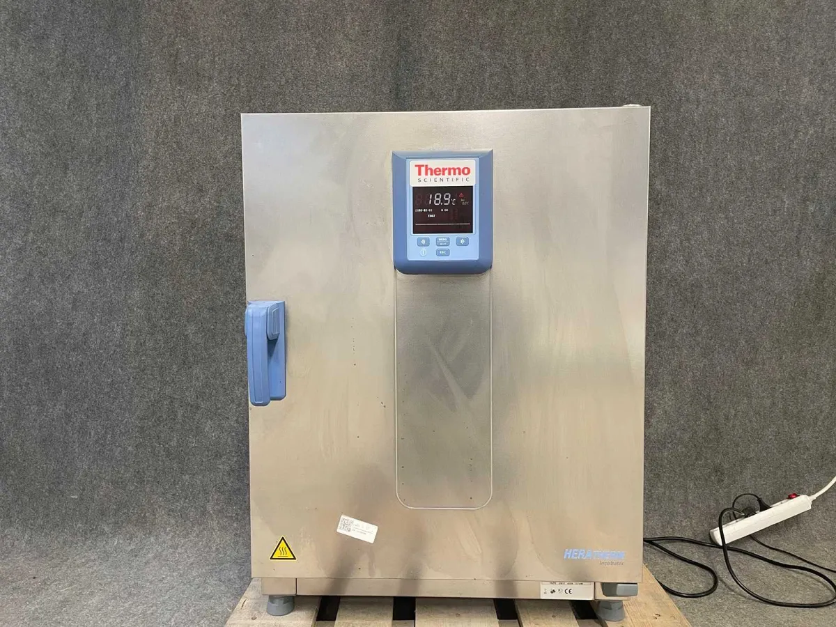2014 - Thermo Scientific - Thermo Scientific Heratherm IMH 100 Inkubator