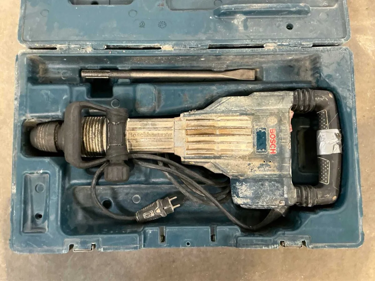 2019 Bosch GSH 11 VC Breaker 11kg SDS-Max