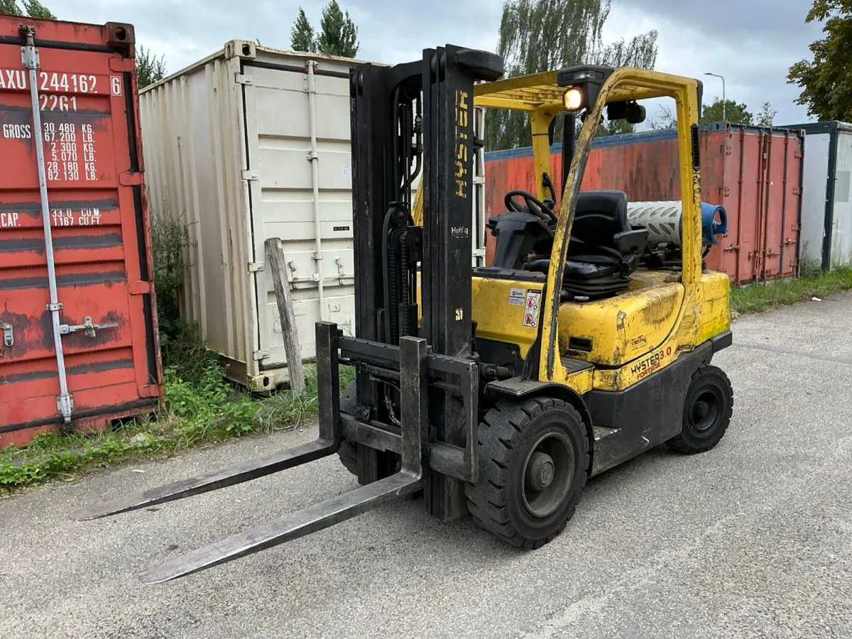2011 HYSTER H3.0FT Gabelstapler