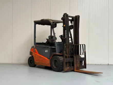Toyota - 2021 - 8FBMT50 - 3,3M Duplex, Seitenschaltung - Gabelstapler – RESALE