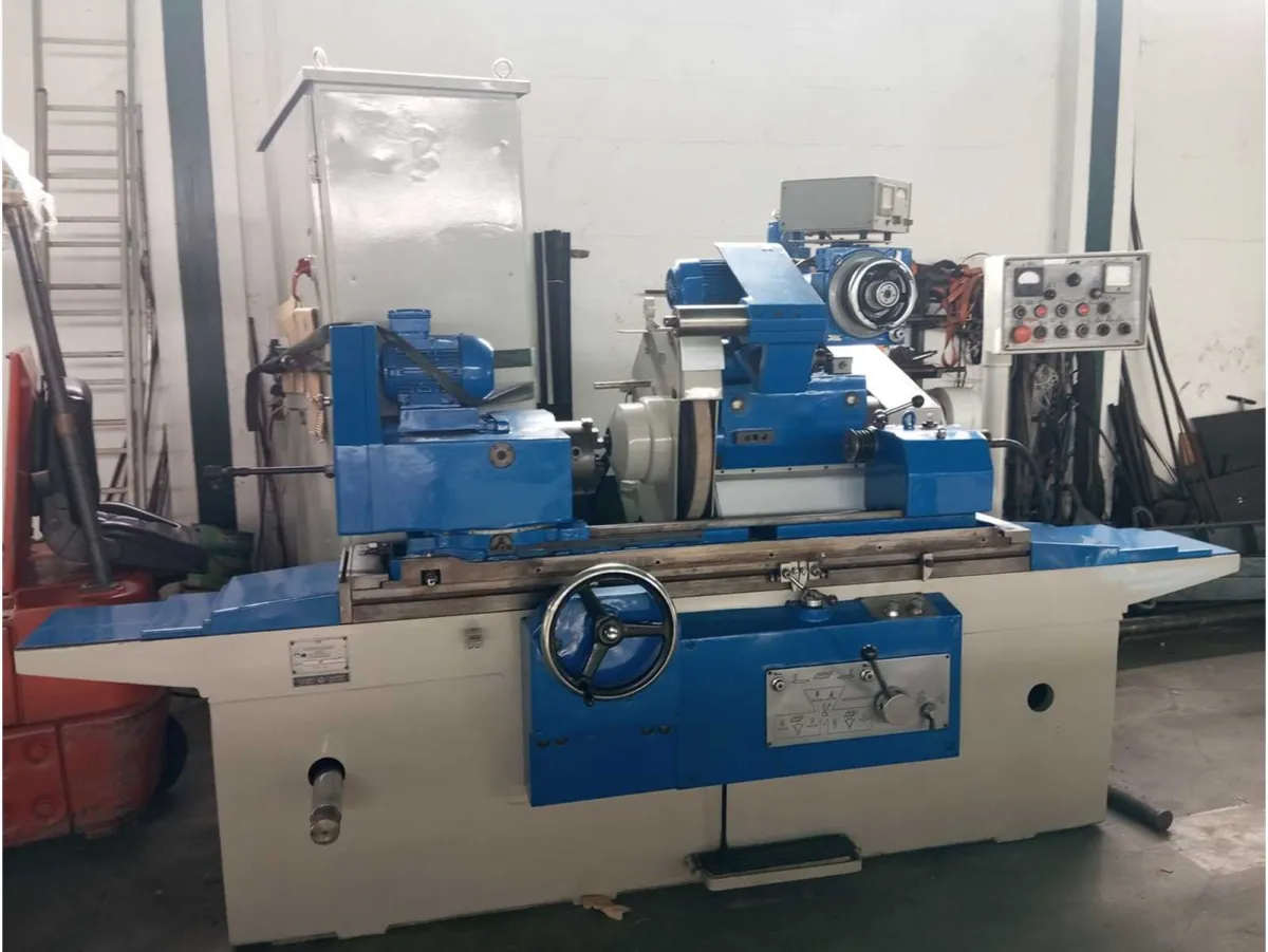 STANKOIMPORT 3Y131 Zylindrische Schleifmaschine