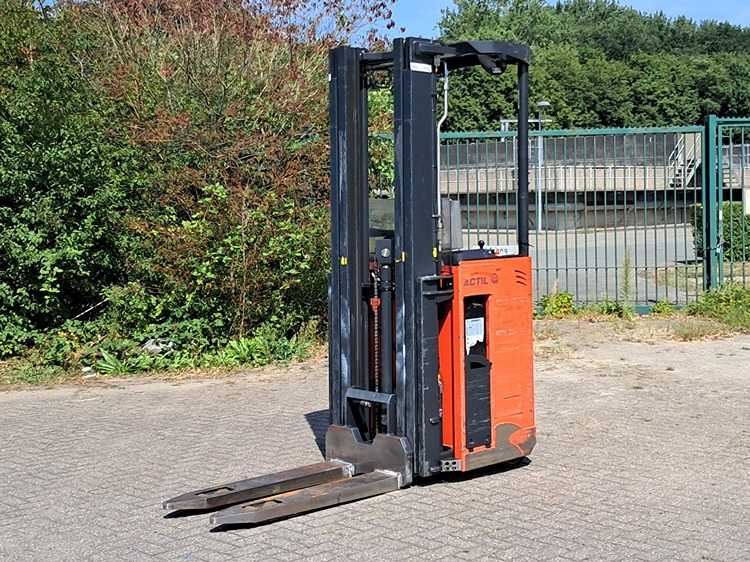 Actil - 2015 - L1600 TTFYI - 5,5M Triplex, Free-Lift - Stacker