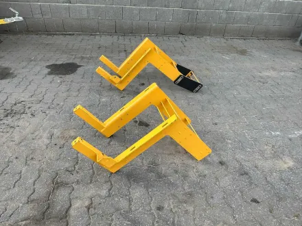 Volvo – Steps Shovel F-Serie – Step Steps Volvo Shovel F-Serie (2x) – RESALE