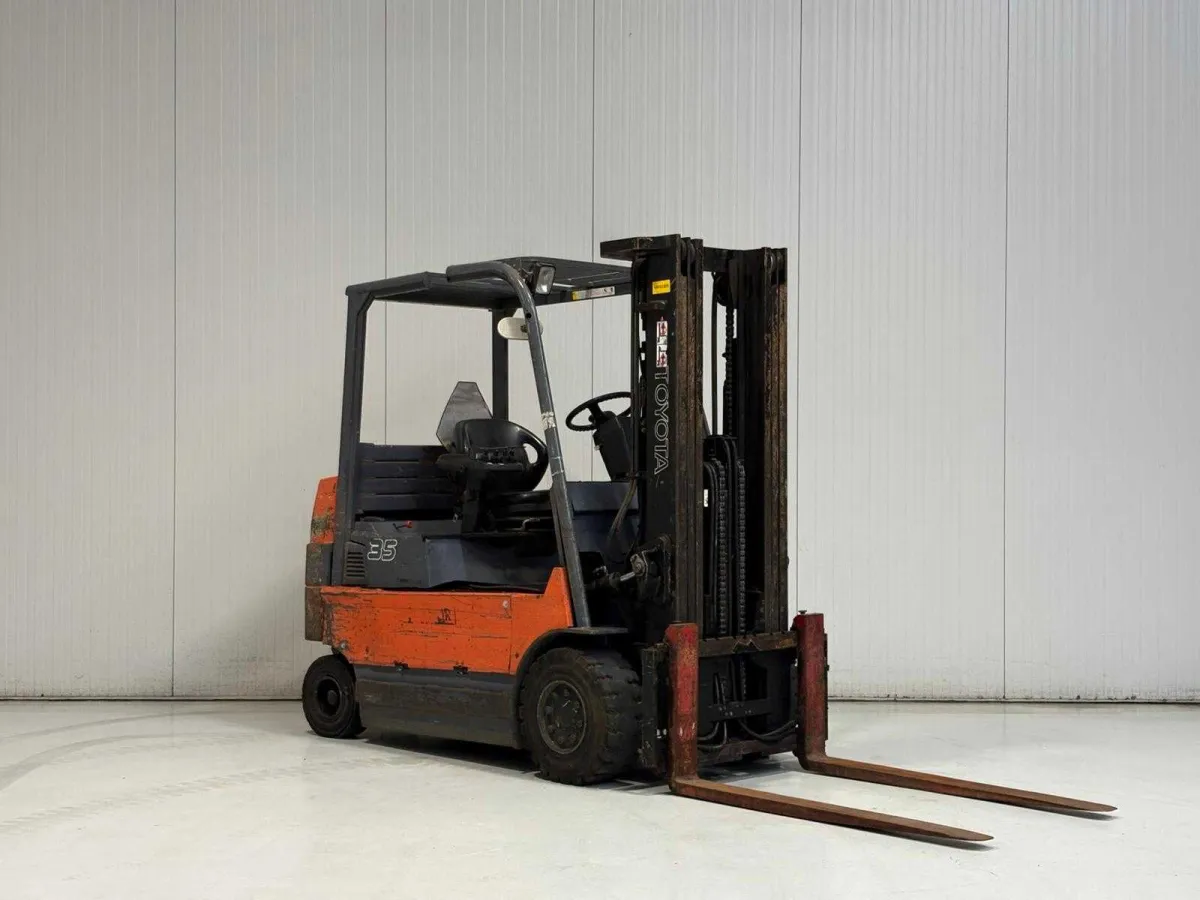 Toyota - 7FBFM35 - 4,3M Triplex, Freiheber - Gabelstapler