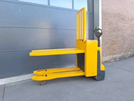 Jungheinrich - 2013 - EJE C20 - Stacker – RESALE