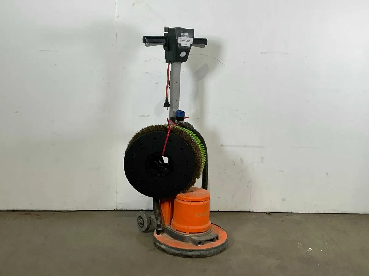 2022 Numatic HFM 1515 Drehbodenschleifer