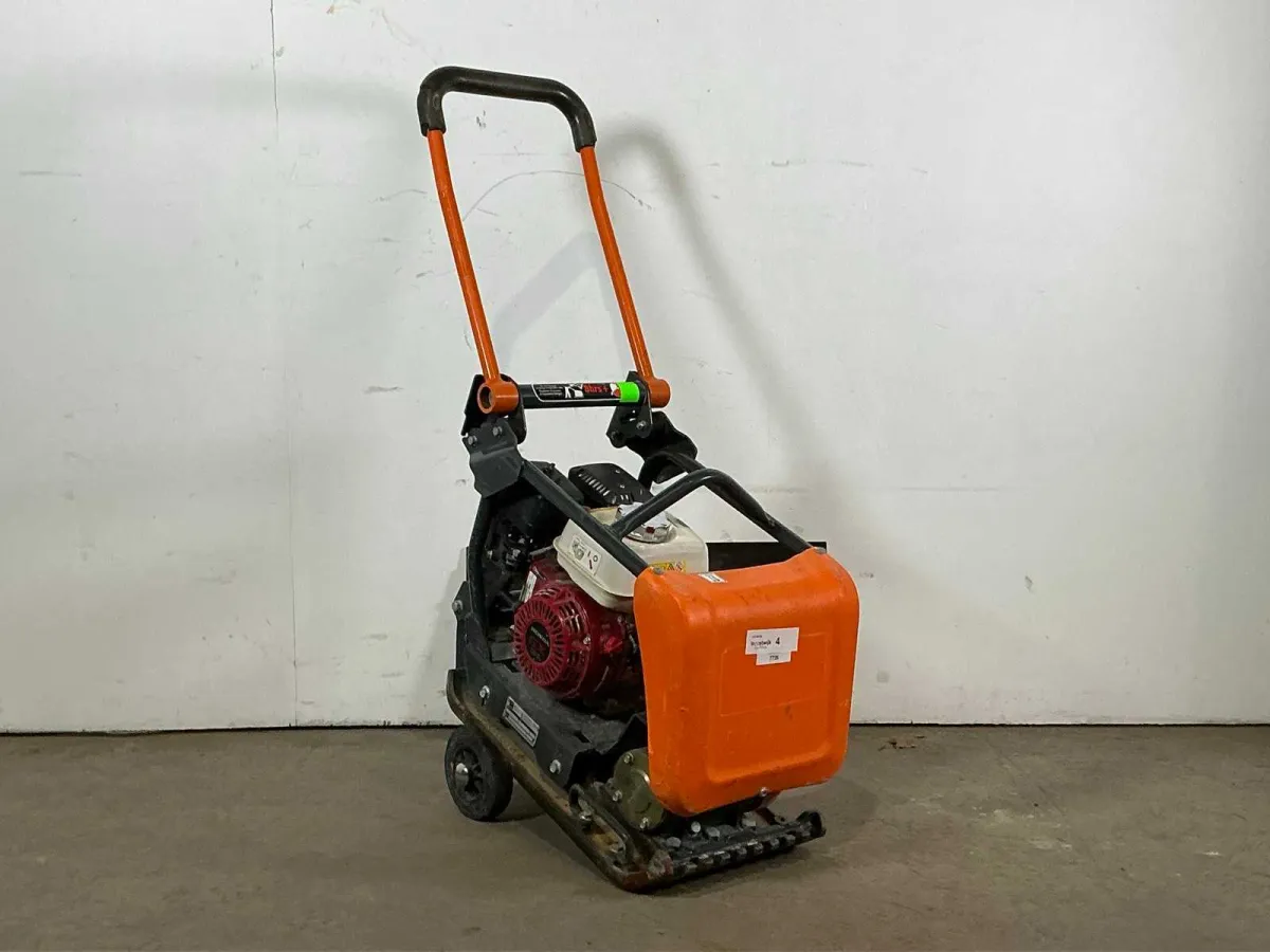 2020 Altrad Belle PCX 12/36 Plattenverdichter 16 kN Benzin