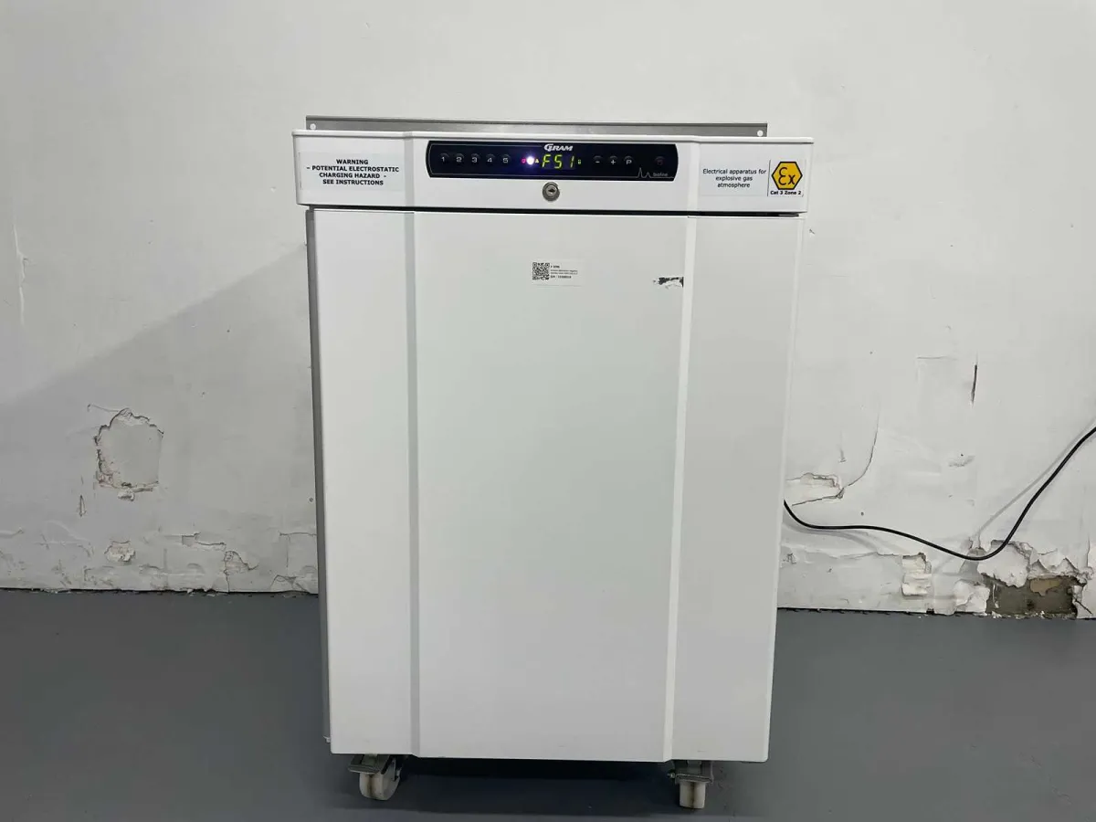 Gram - Gram IIRF210LG10 belüftetes Negativ-Laborgehäuse