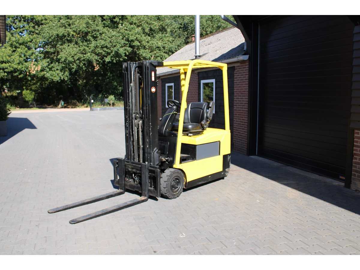 Hyster - 2005 - J160 - 4,45M Triplex, Freiheber, Seitenschalt - Gabelstapler