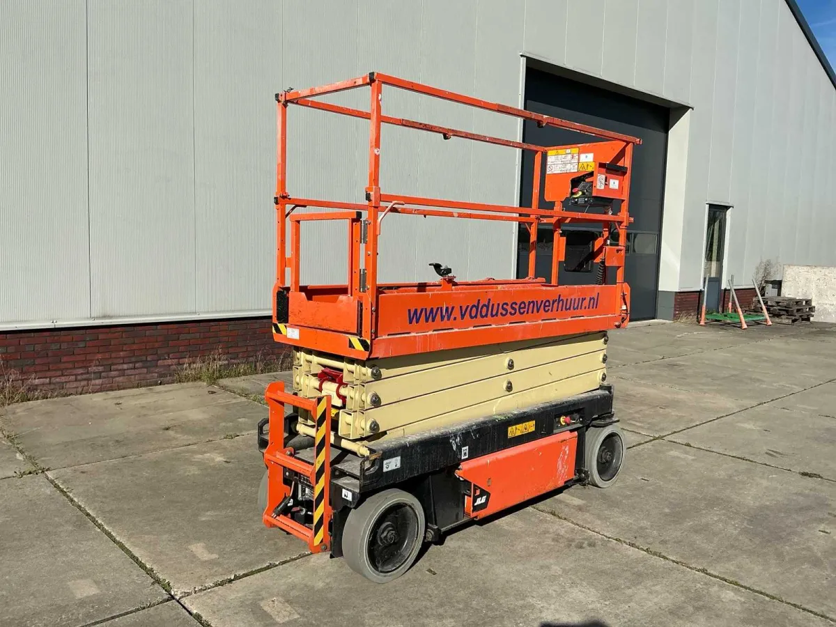 2021 JLG R2632 Luftarbeitsplattform