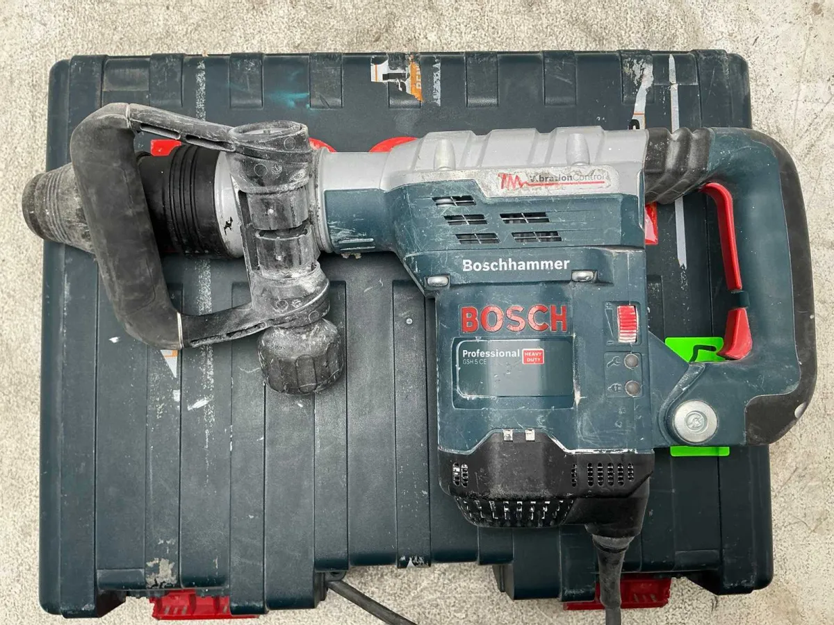 2018 Bosch GSH 5 CE Breaker Hammer 6kg SDS-max