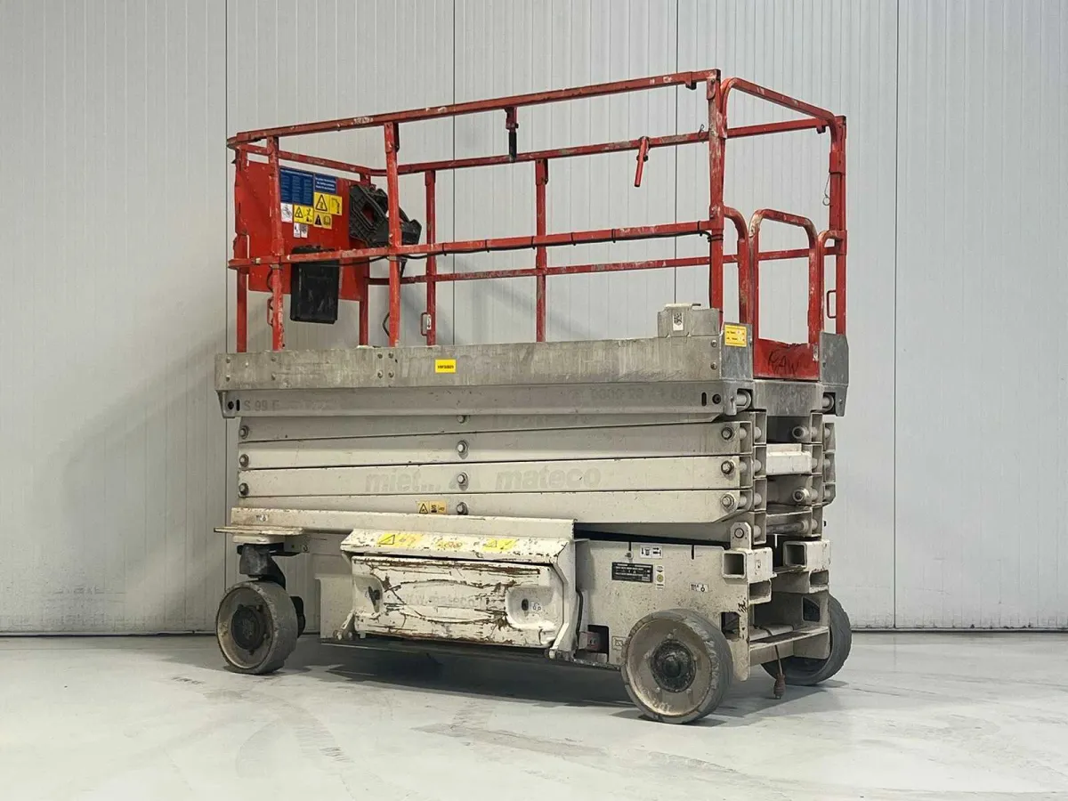JLG - 2014 - 2646 ES - 10M Arbeitshöhe - Antennenarbeitsplattform