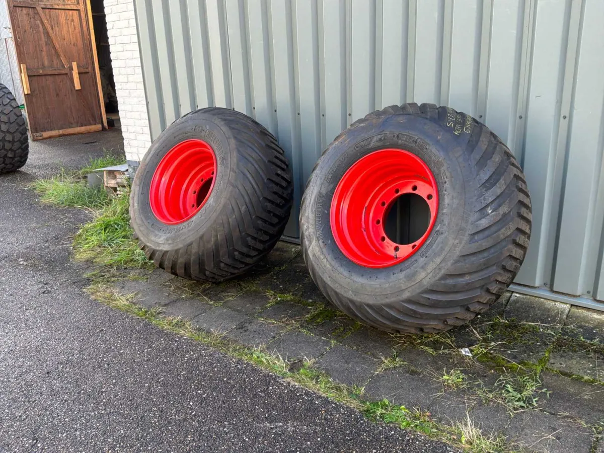 2011 Trelleborg Twin 404 Set aus 2 Teilen: Reifen, Rad und Felge