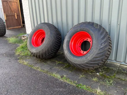 2011 Trelleborg Twin 404 Set aus 2 Teilen: Reifen, Rad und Felge – RESALE