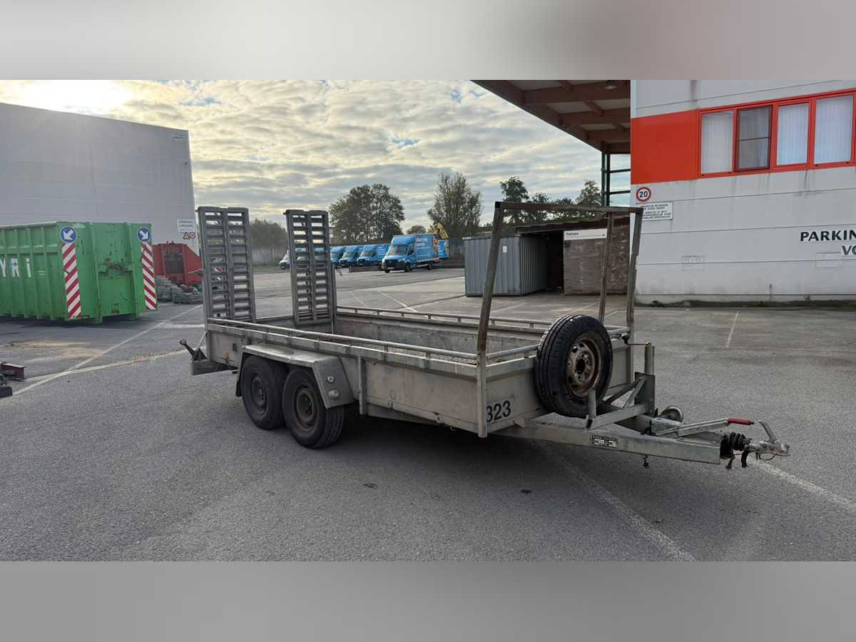2000 TACK 2700-2 – Anhänger
