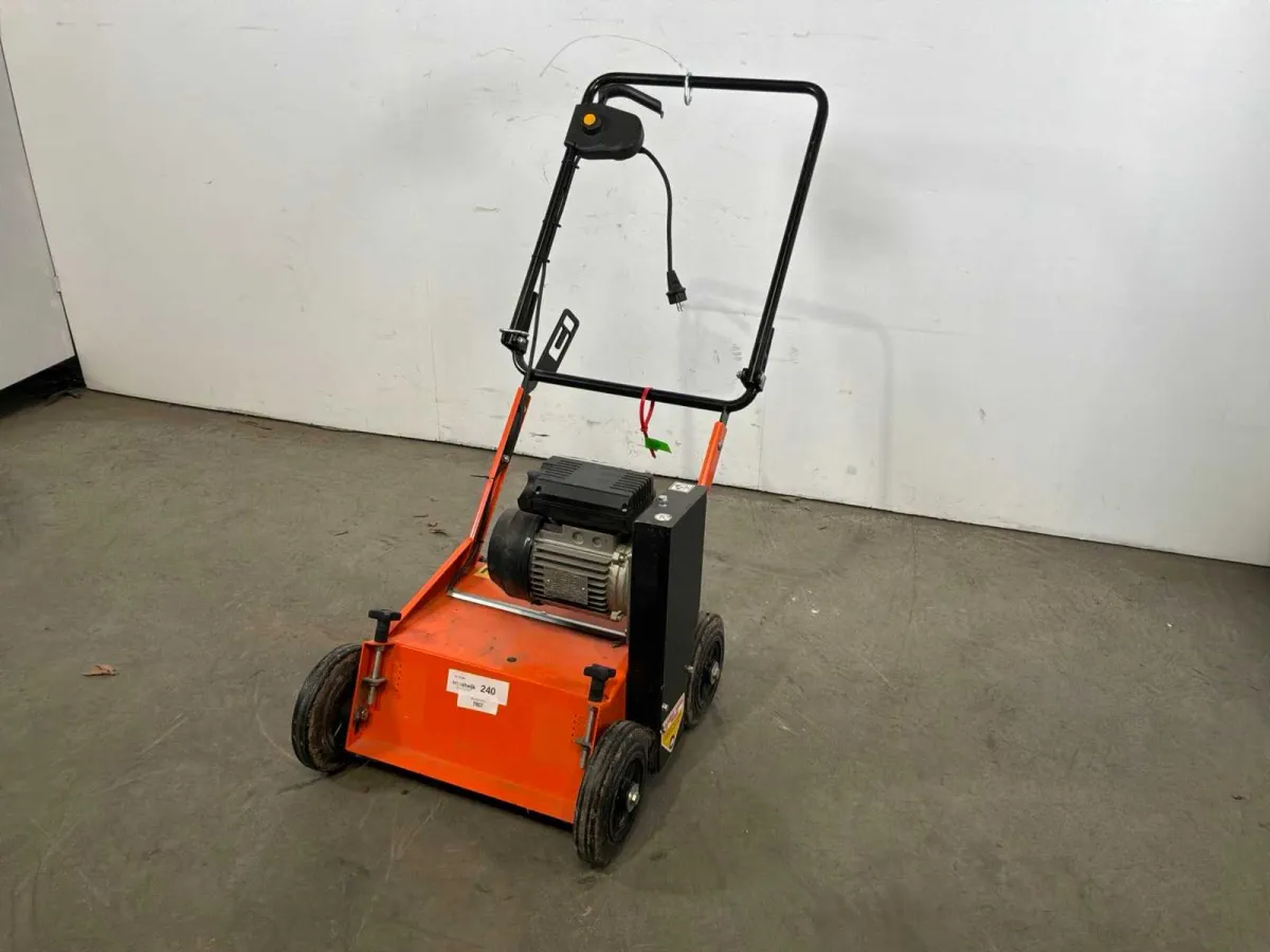 2015 Eliet E 401 Elektrischer Scarifier – 400mm
