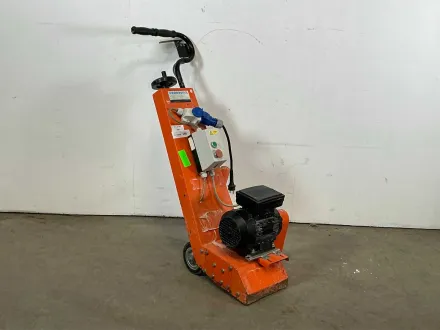 2018 Trelawny TFP200 230V Bodenfräse – RESALE