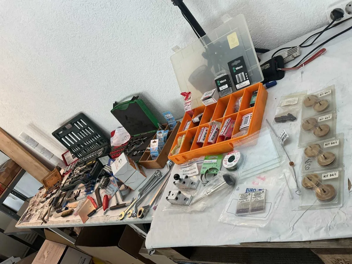 Handwerker Zubehör Schrauben Sätze Schlüssel Montage Koffer von Grand Pickert wäre Marke Sortiment