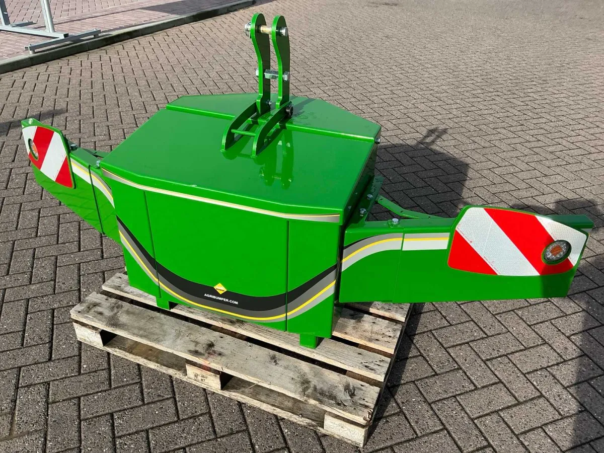 Agribumper 600 Frontlader und Zubehör