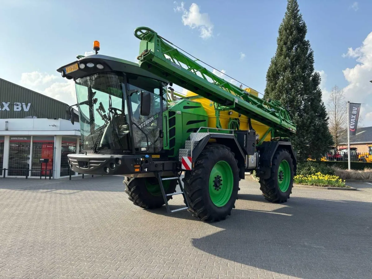 2018 Dammann DT2800 Selbstfahrlafette mit DTP7033 – 7.000 Litern – 33 Metern