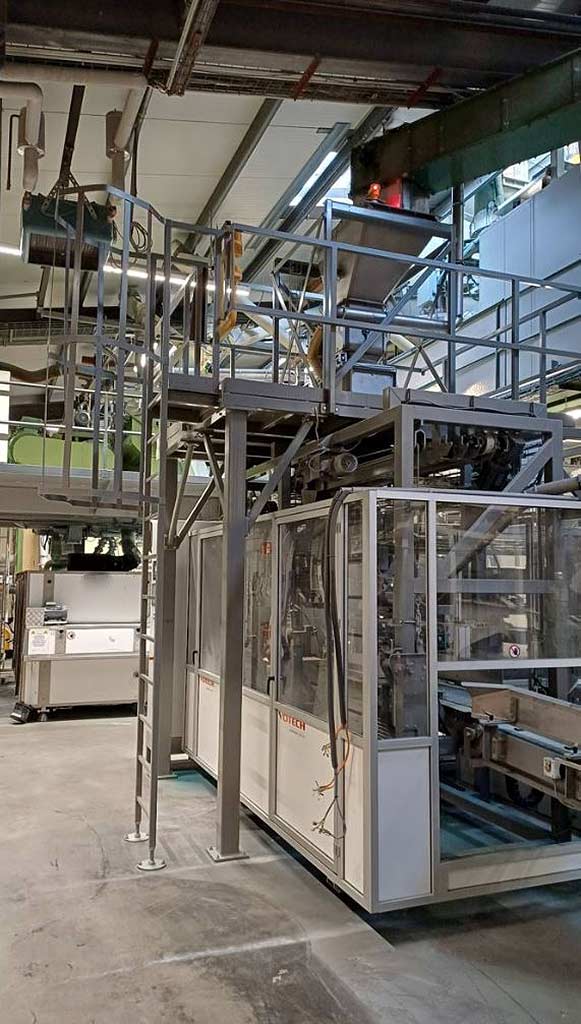 Votech VLR-400-N Absack- und Palettieranlage