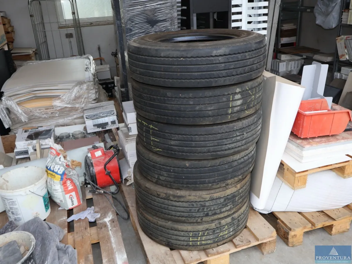 Lkw-Reifen PIRELLI FR85 205/75 R17.5