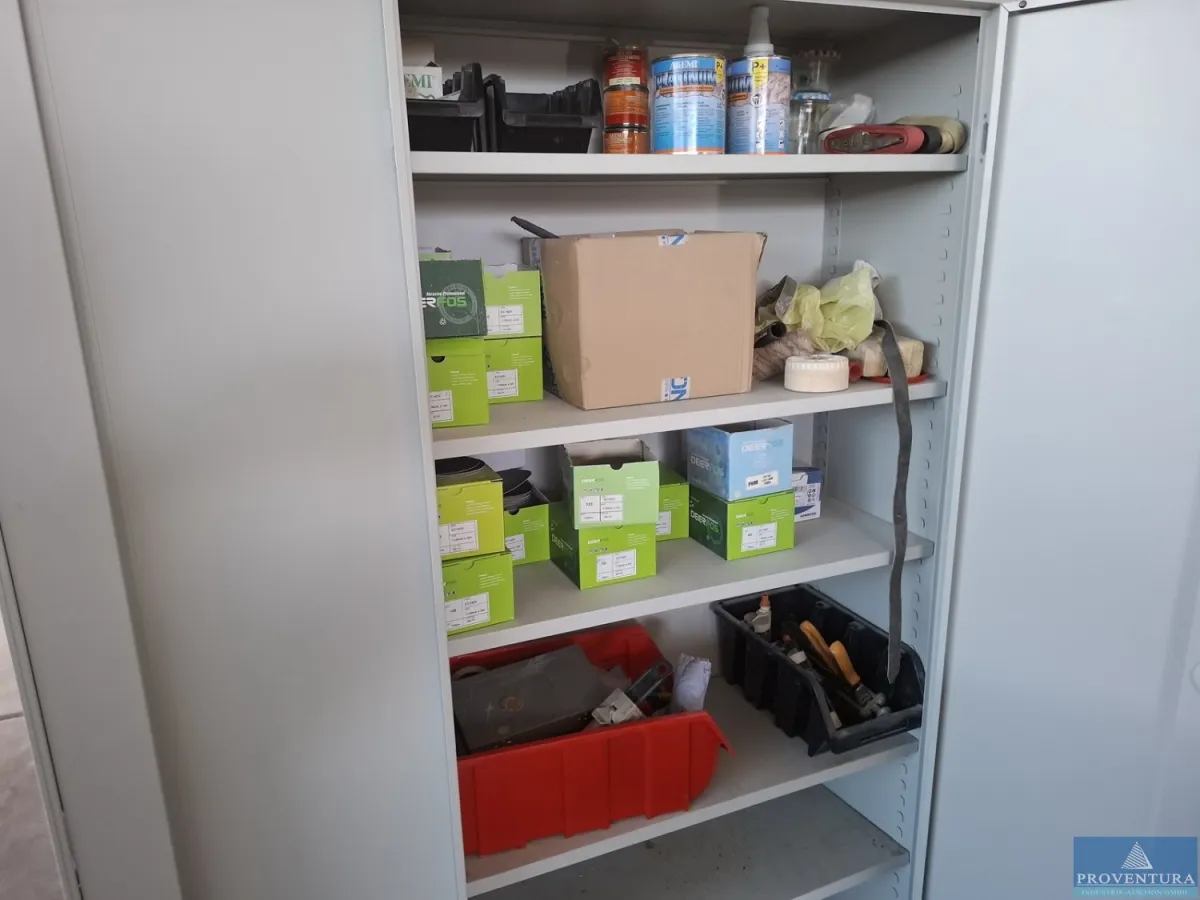 Werkzeuge u. Schleifscheiben Inhalt von 3 Schränke