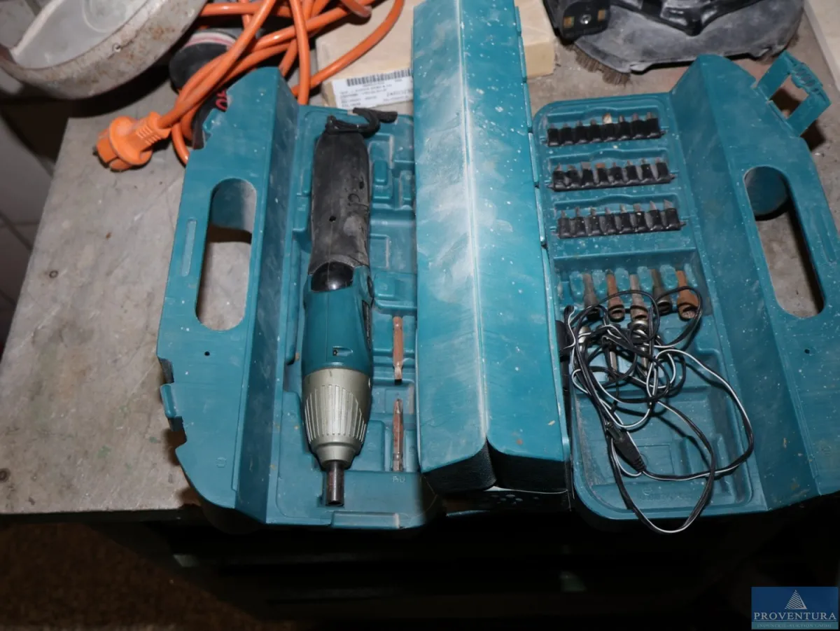 Stab-Akkuschrauber MAKITA 6723D 4.8 V Bj. 2014
