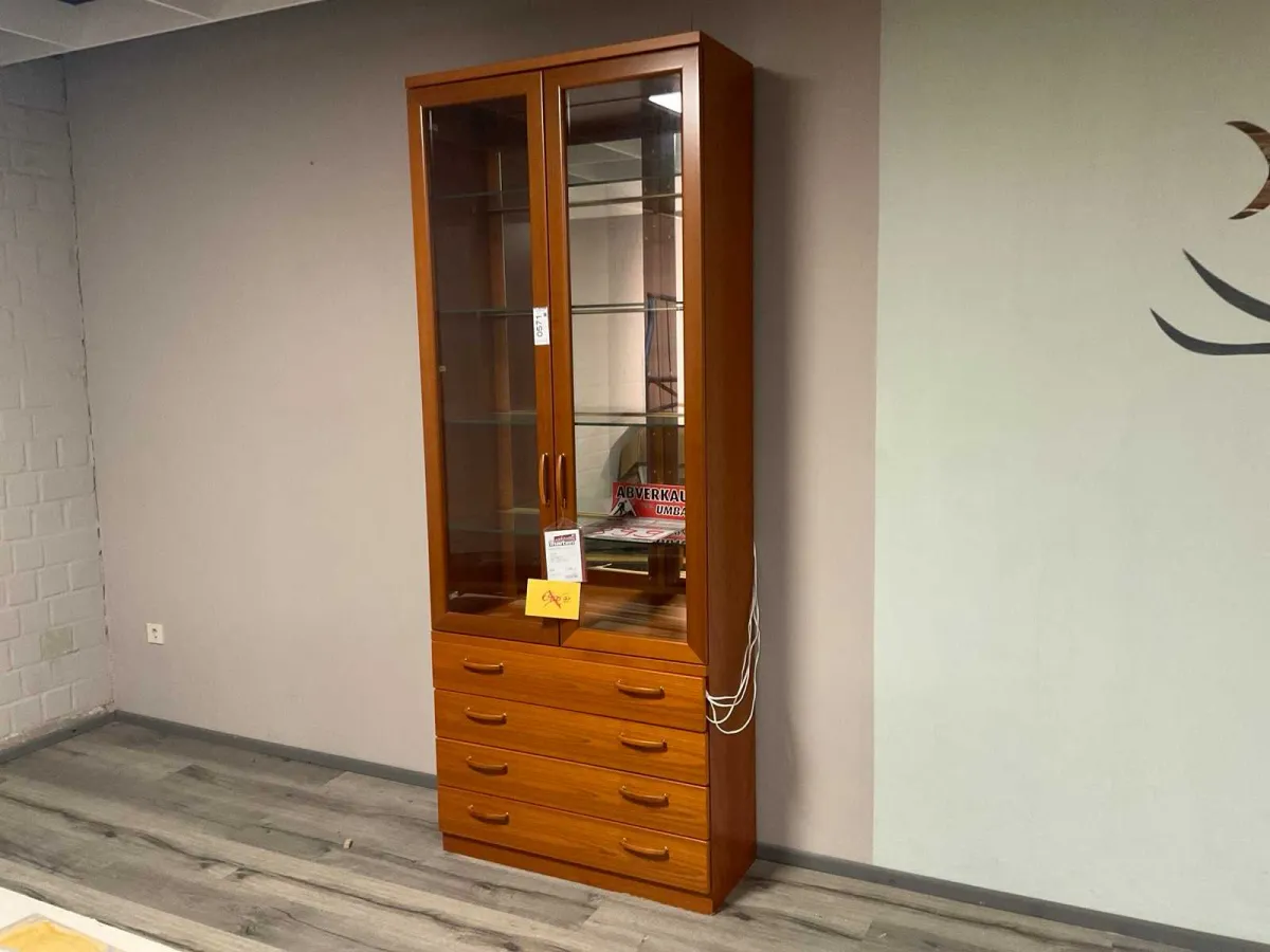Nova P Display Case