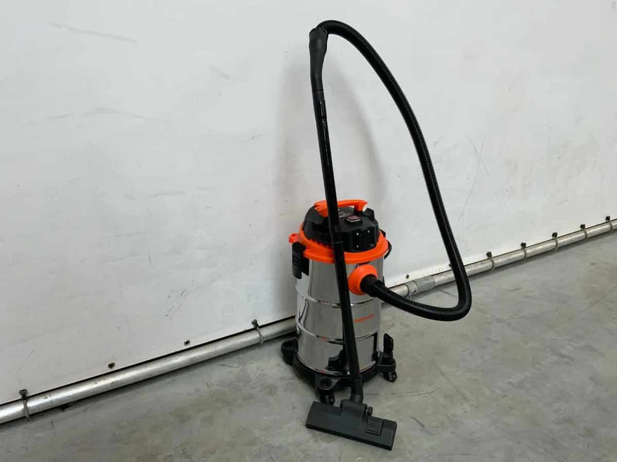 Daewoo DAVC1200-30L Industrie-Nass-Trocken-Staubsauger