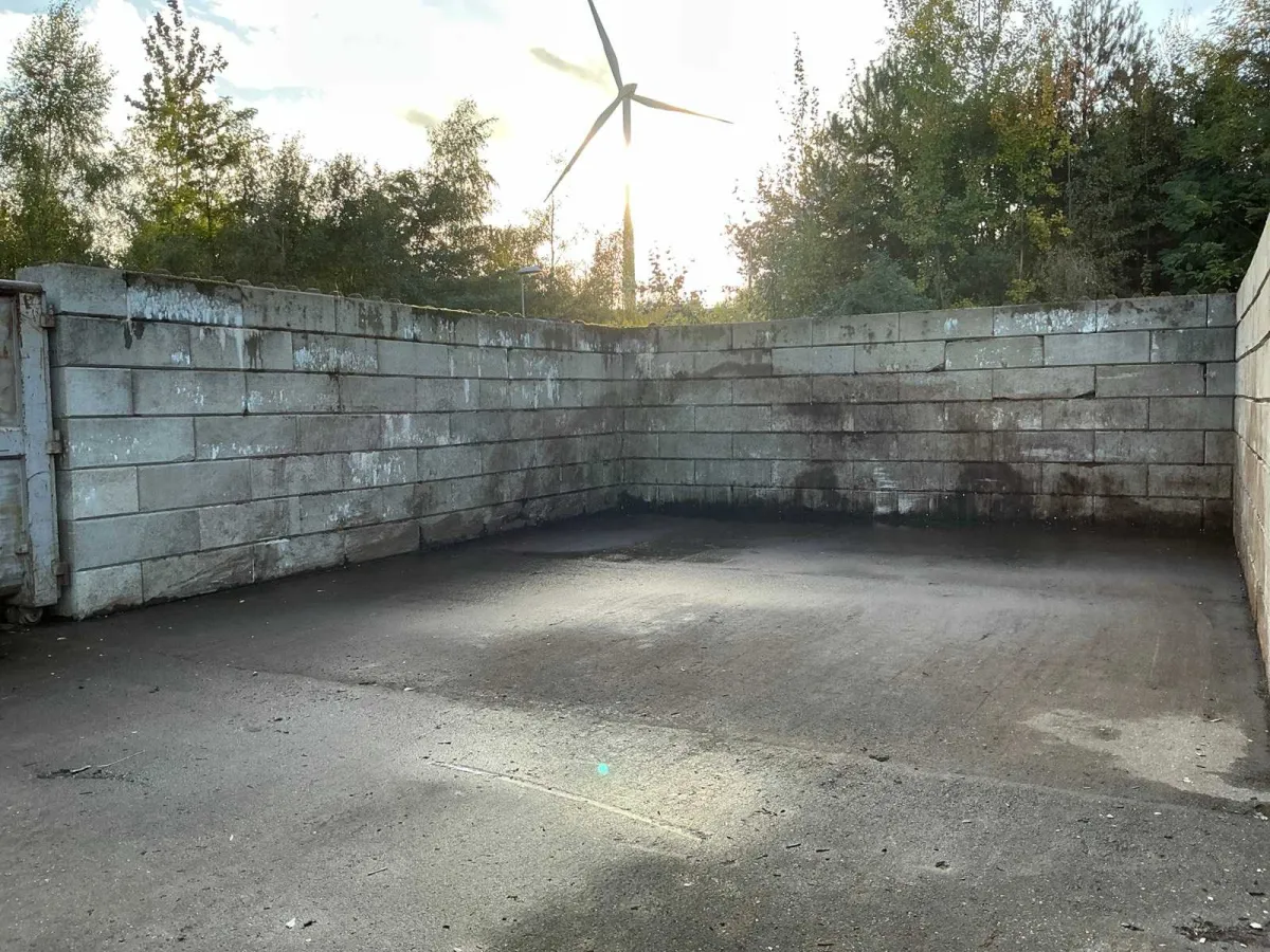 Stapeln von Betonblocken (104x)