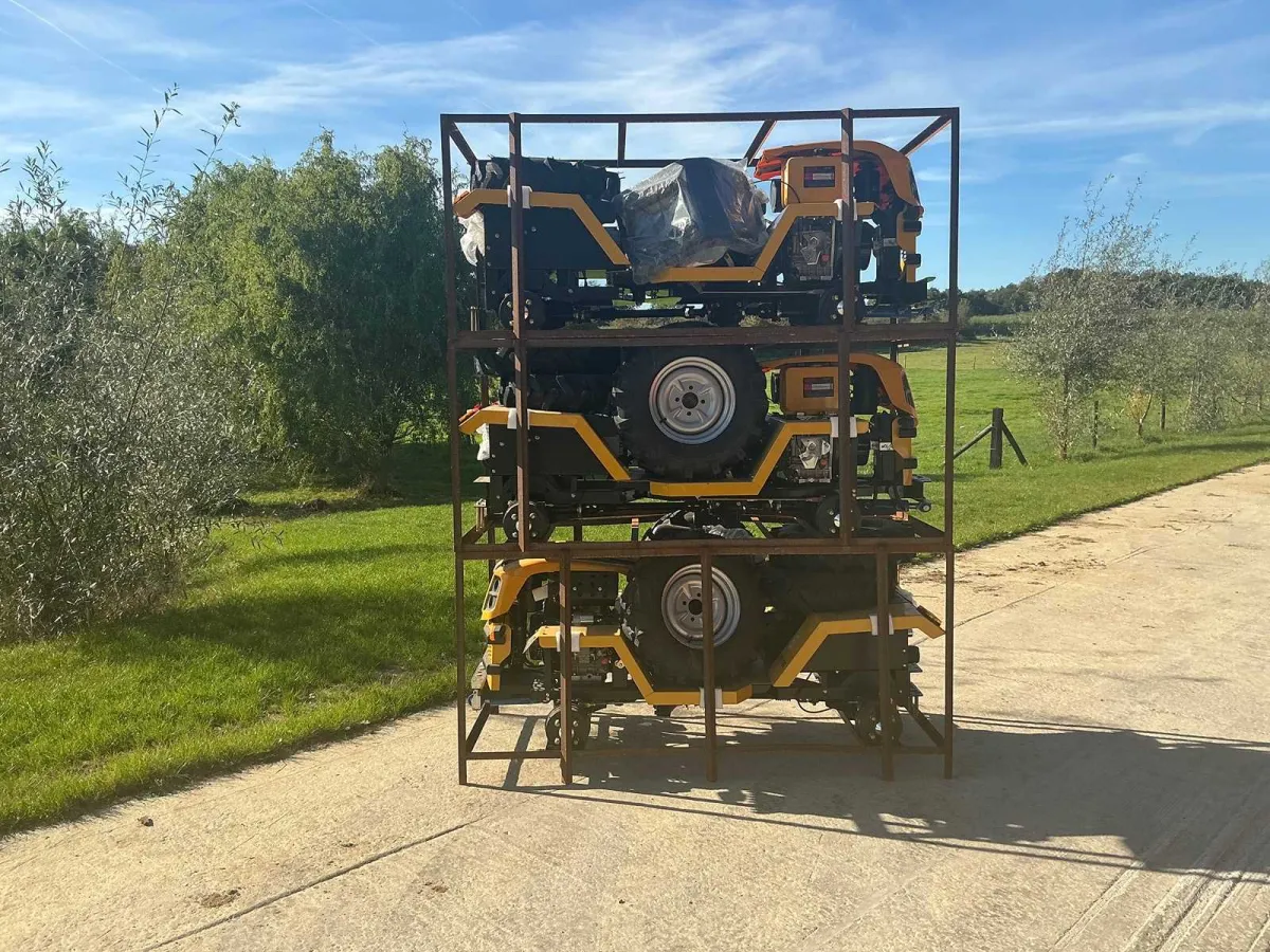 2025 Yarmax 195FC WI18D 18PS Agri 4x4 – Mini-Traktor (3x)
