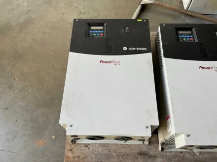Allen Bradley 22C-D105A103 Serie A Frequenzwandler – RESALE