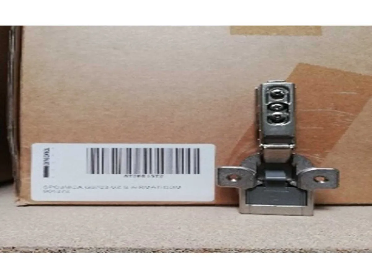 Herrajes para muebles - Clip (317)
