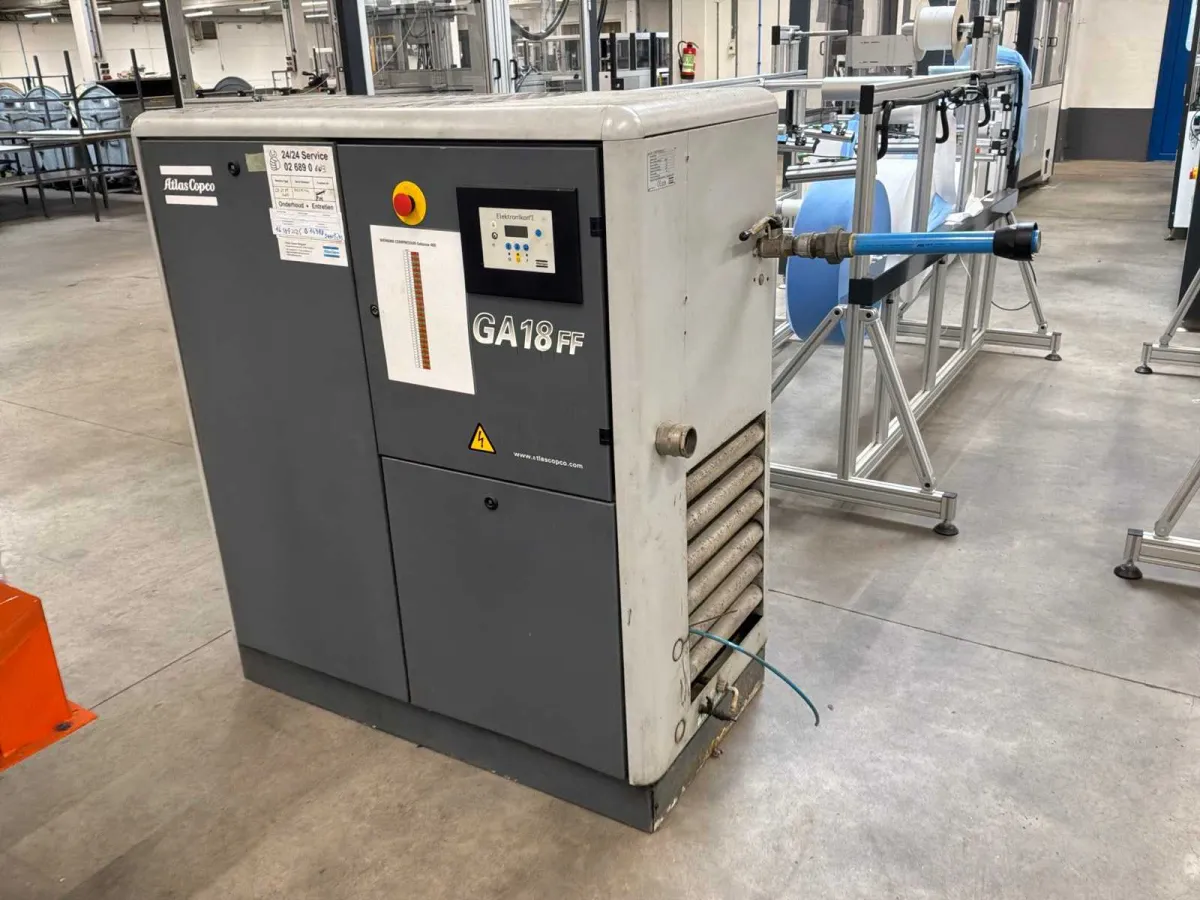 2003 Atlas Copco GA18 Luftkompressor