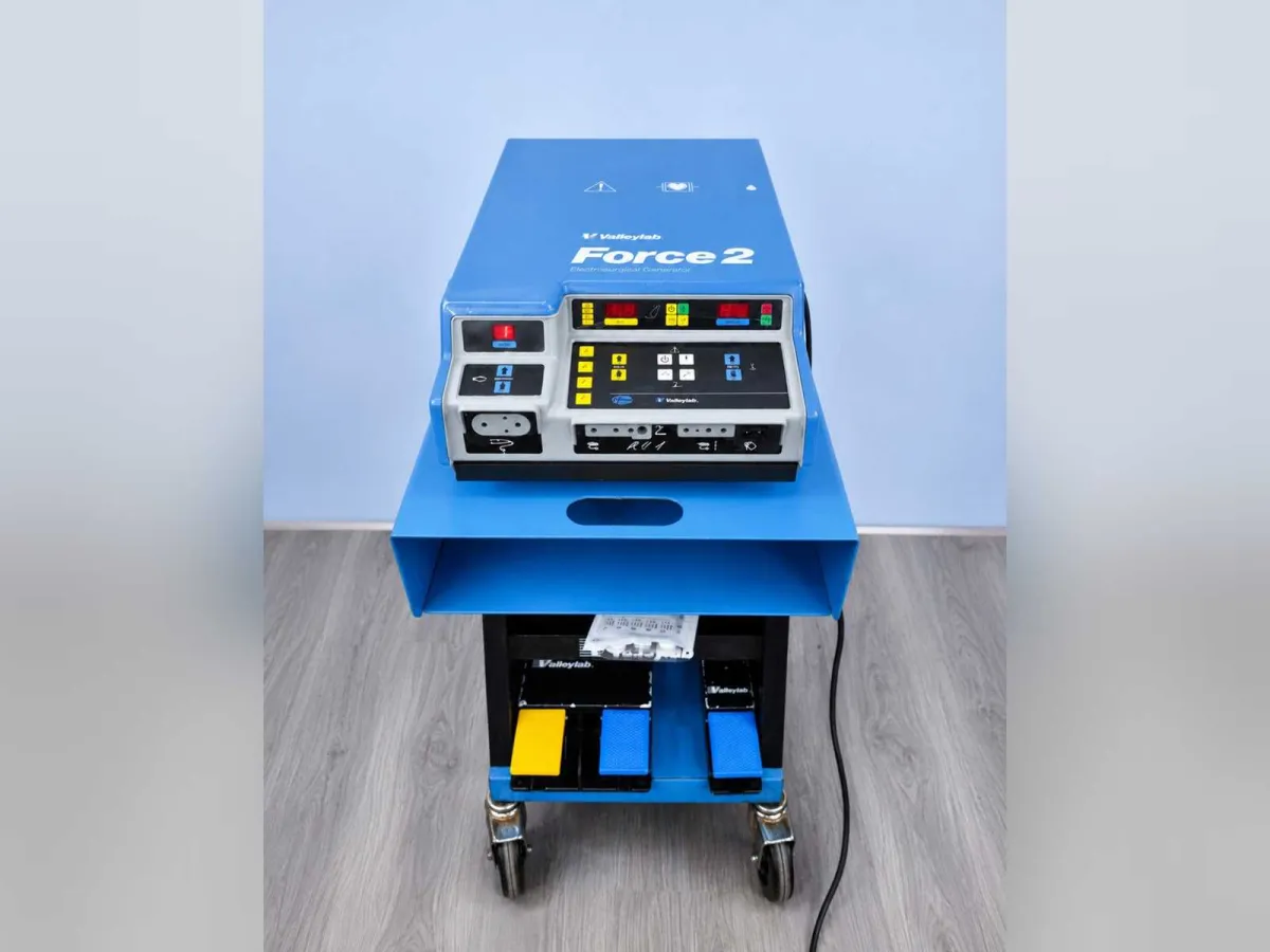 Valleylab Force 2 – Elektrisches Skalpell mit Trolley