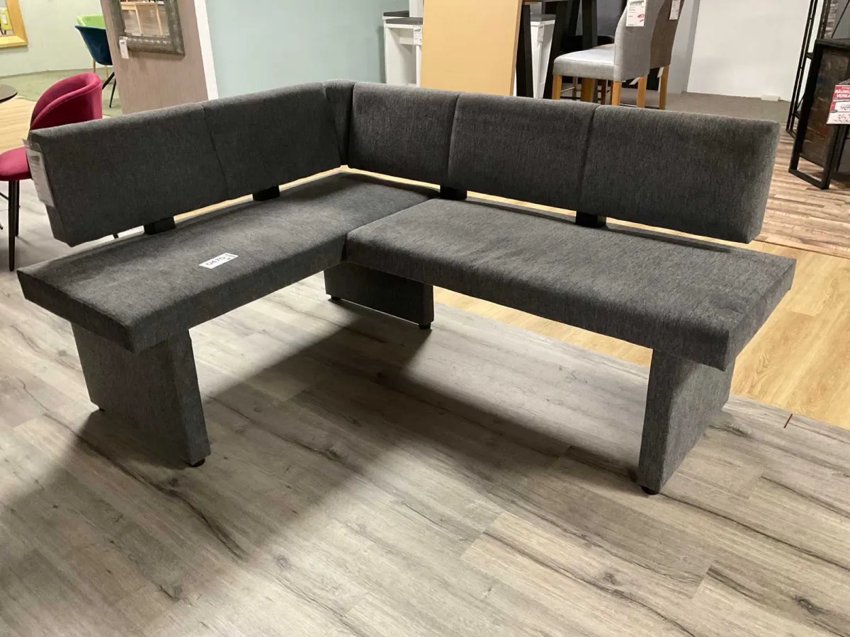 Valenta Corner Bench