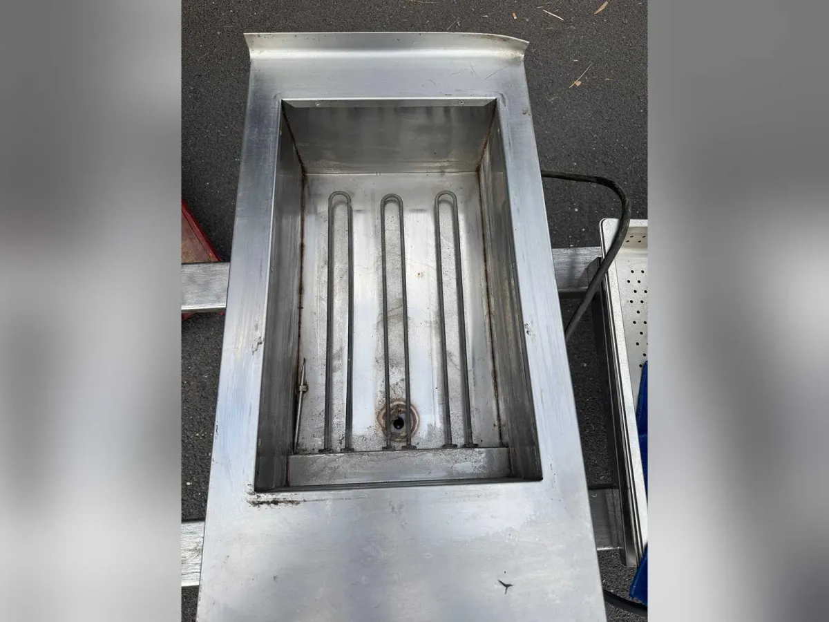Electric cooking tank