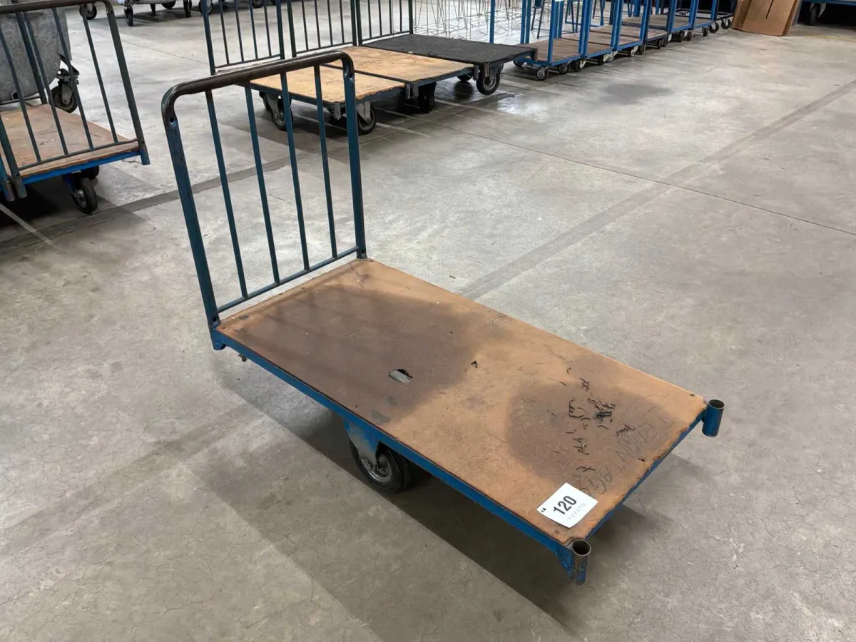 Metalltransportwagen (4x)