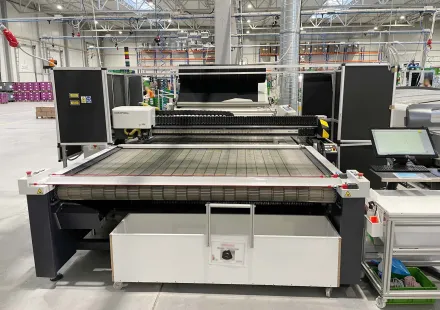Sei Laser Mercury 2030 Conveyor 3 Textil-Laserschneidanlage – RESALE