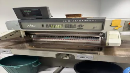 Polar 92 EM-MON Schneidemachine – RESALE