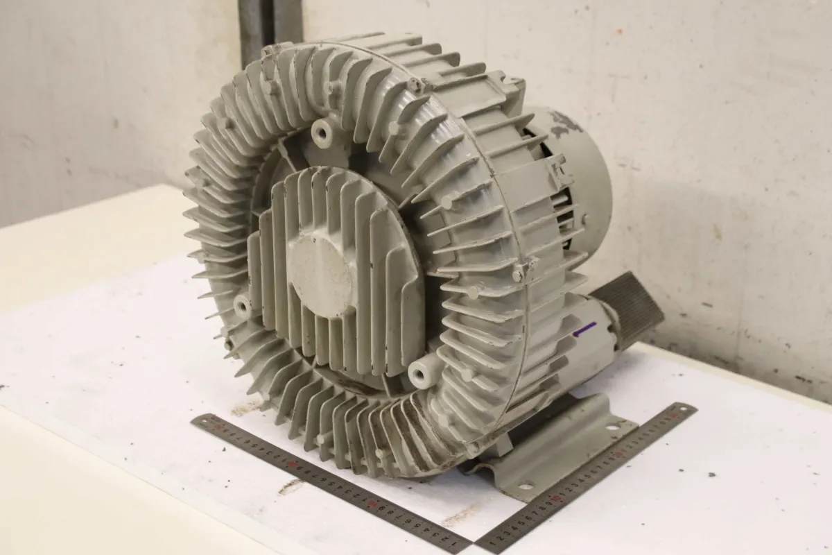 Siemens Elmo-G 2BH6 000-0AC12 GHDM7 Seitenkanalverdichter 2,2 kW