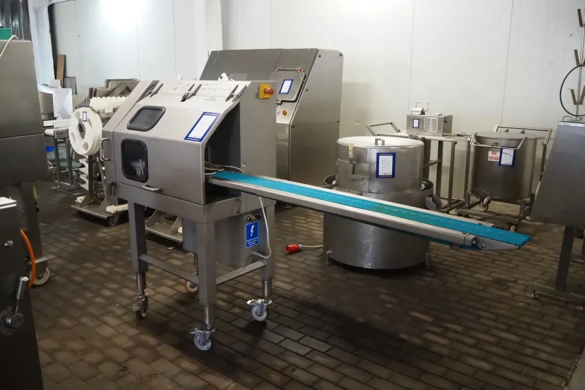 Kronen mobile slicer, type: GS 10, serial number: