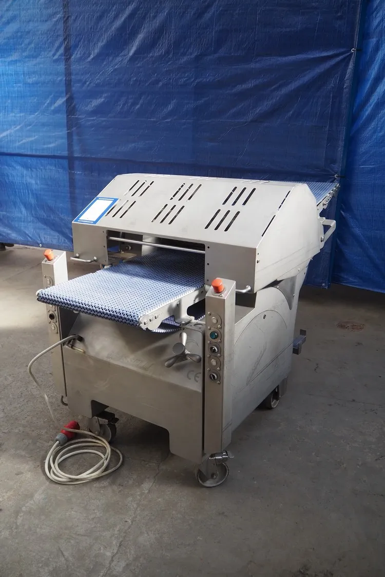 Grasselli S.p.A. mobile skinning and derinding mac