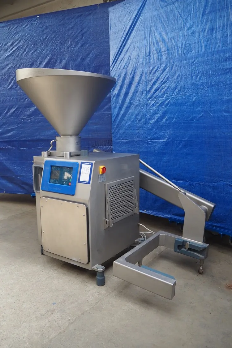 Risco S.P.A./Marel France vacuum filling machine w