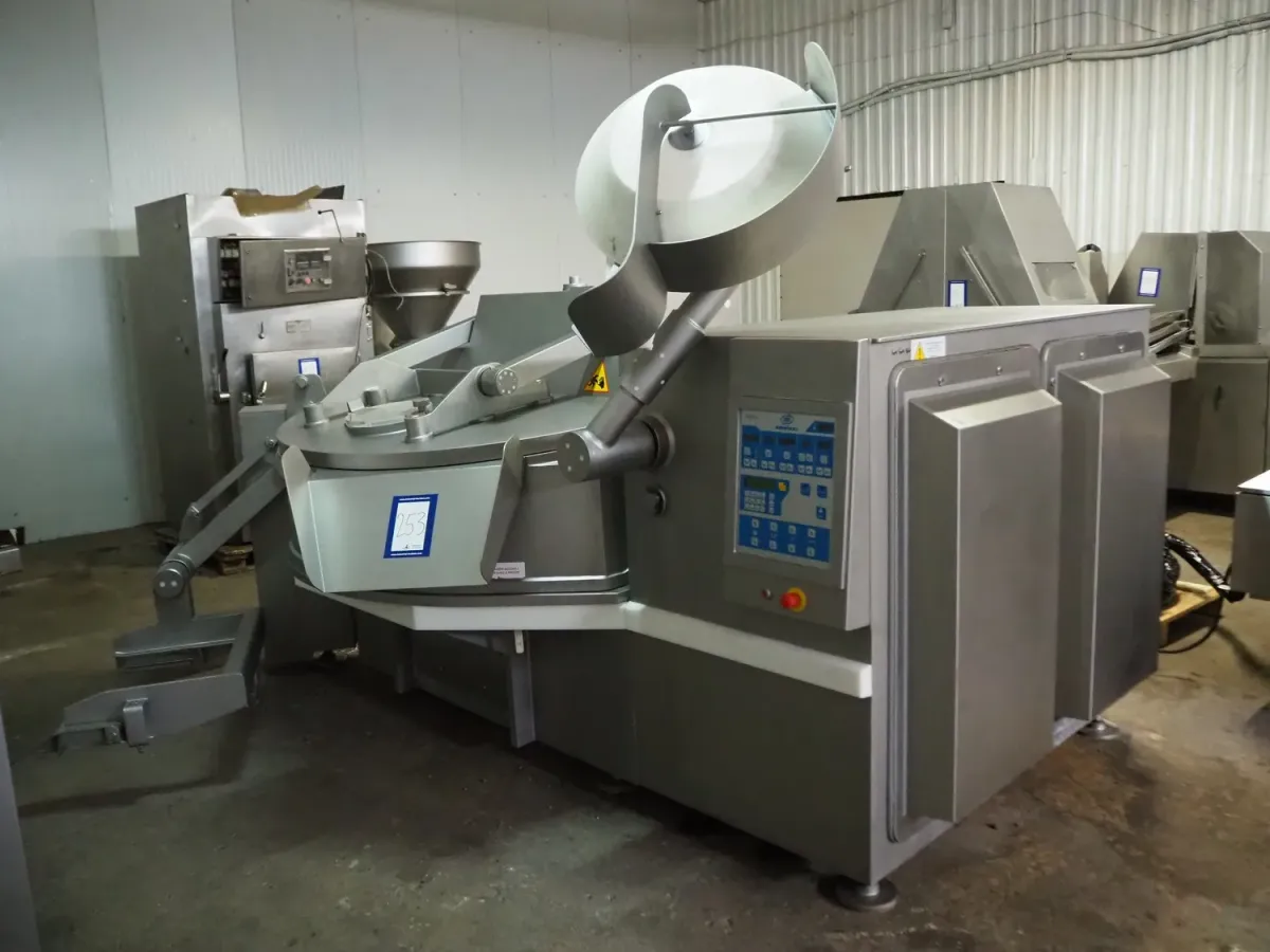 Nowicki vacuum cutter with lifter and ejector, typ