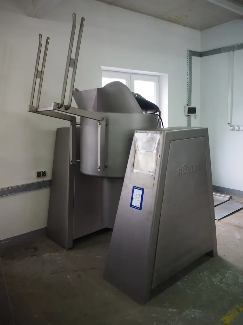 RÃ¼hle double jacketed vacuum tumbler with lifting