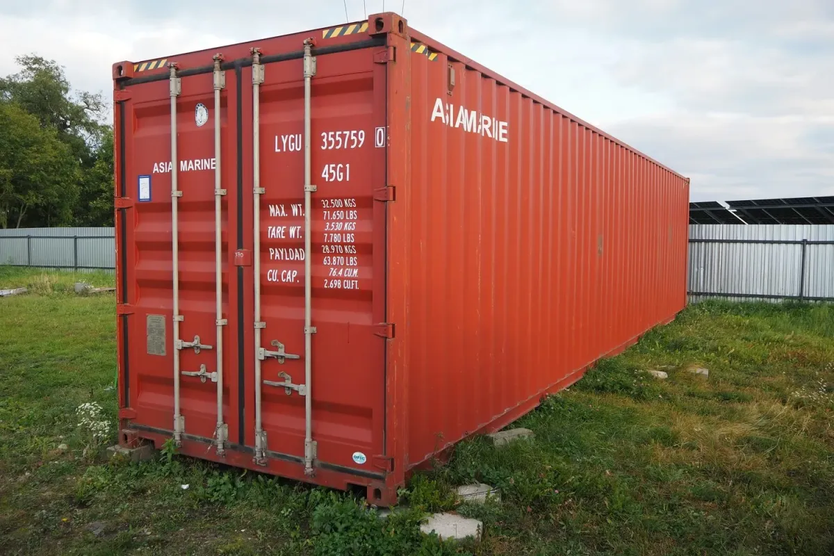 Asia Marine FT container, dimensions: 12032 mm