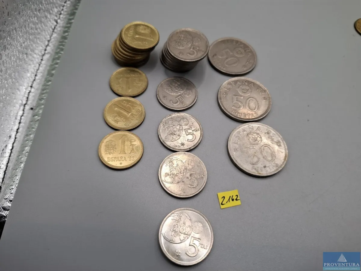 Umlaufmünzen Spanien Fussball EM 1980-1982 13x 1 P