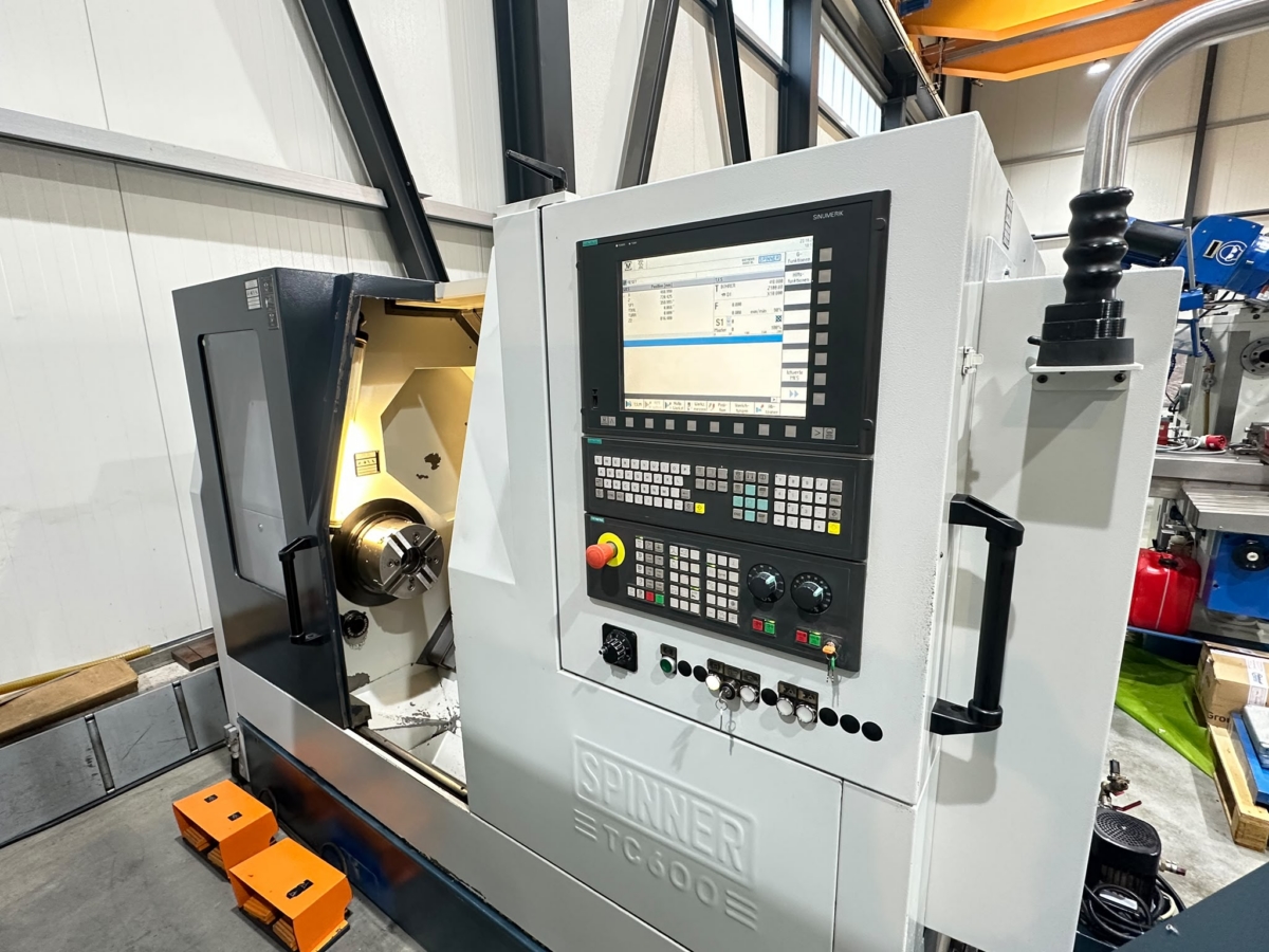 SPINNER TC600 65MC CNC Drehmaschine - Schrägbettmaschine